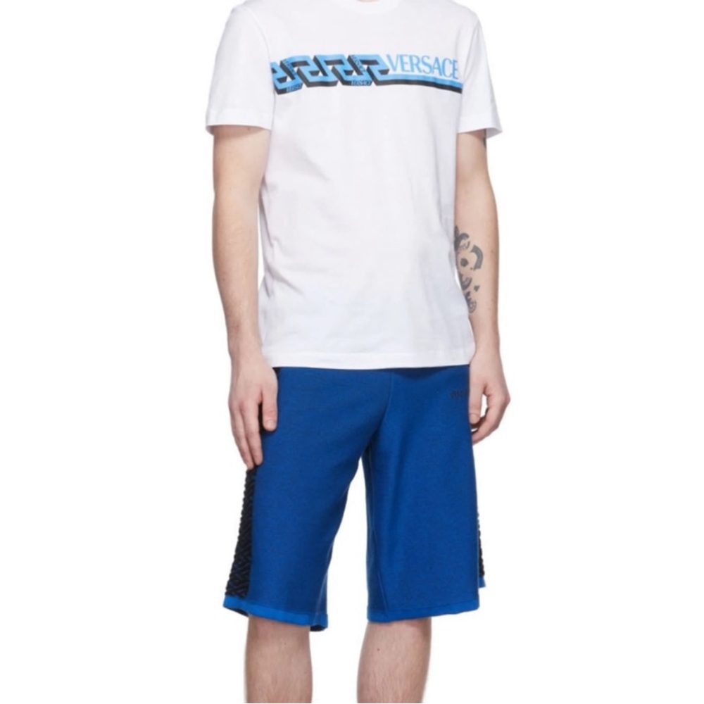 Authentic VERSACE Blue Greca Shorts - Picture 9 of 13
